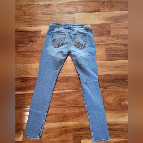 Jeans - Picture 2 of 4